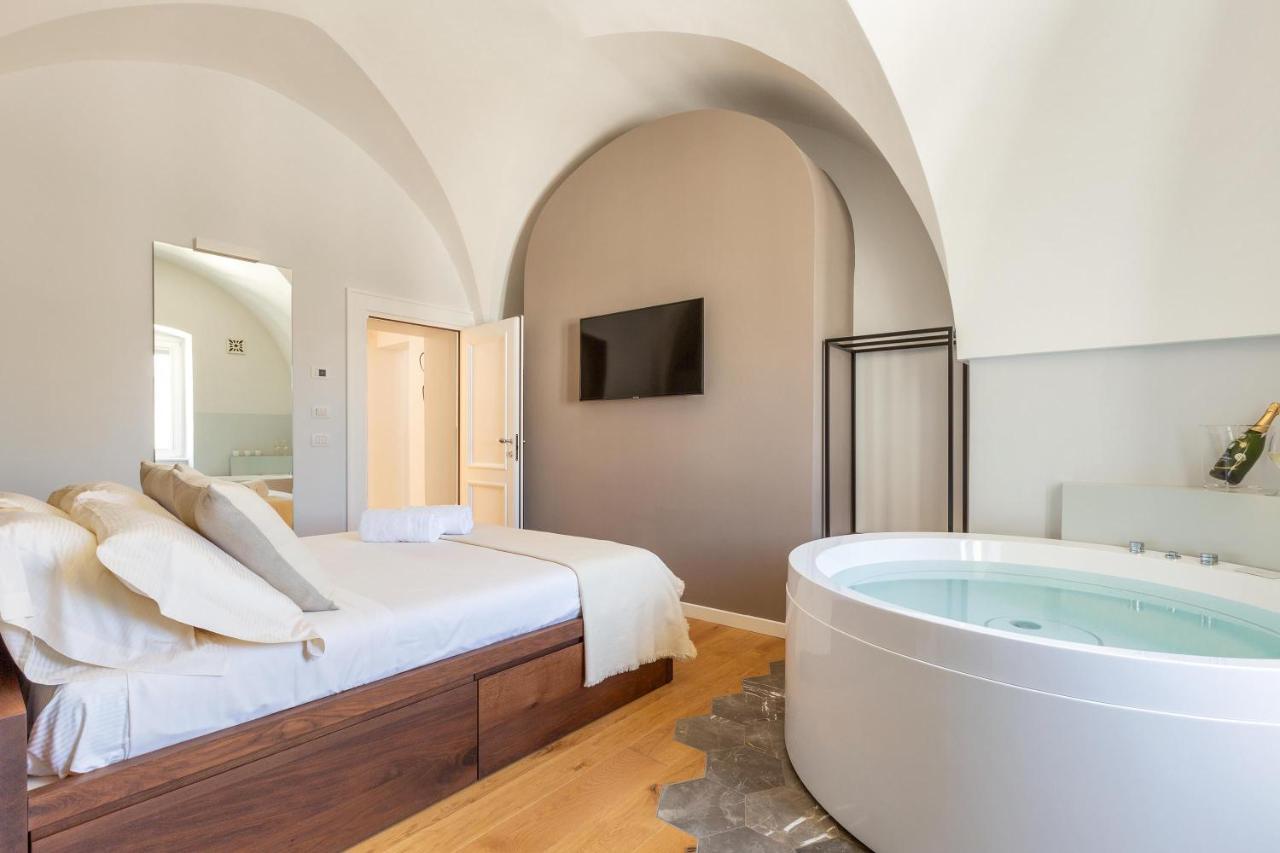 Palazzo Mascetti Hotel Ostuni Bagian luar foto